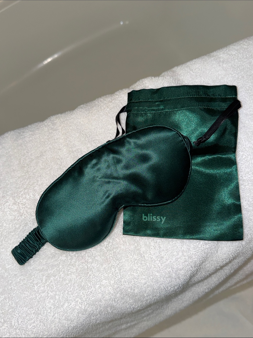 Blissy Emerald Green Pure Silk Sleep Mask with Matching Pouch & Box
